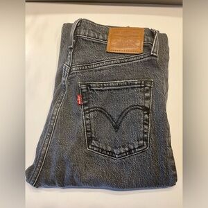 Levi’s jeans! Style “rib cage straight ankle”. Size 24 and 36 inches long.